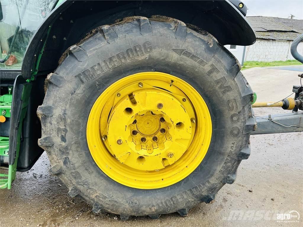 John Deere 6155M Tractoren