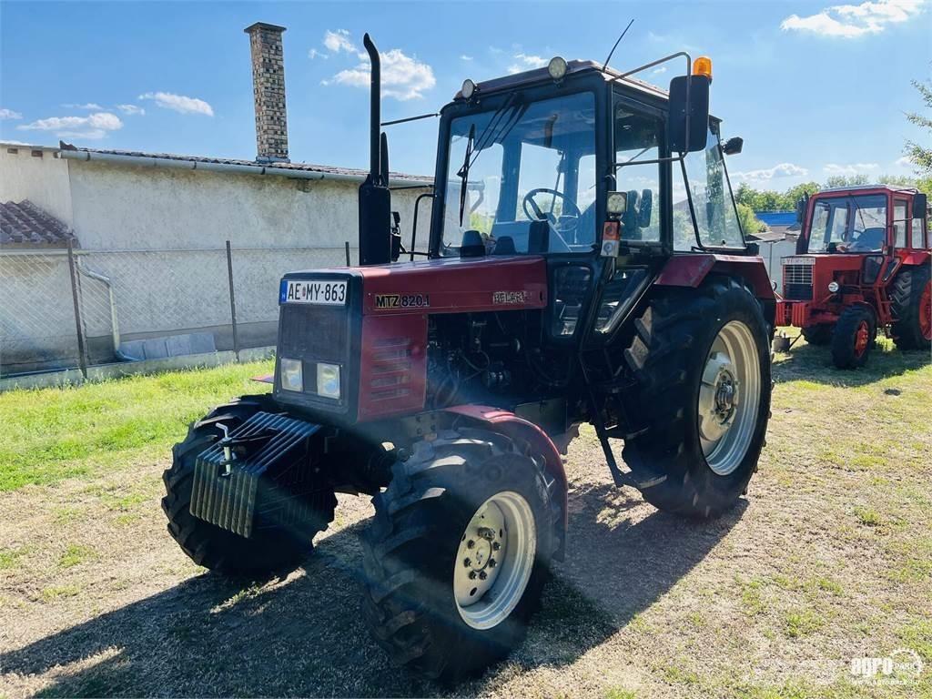 MTZ 820.1 Tractoren
