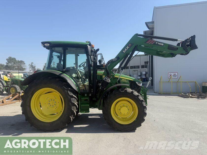 John Deere 5115R Tractoren
