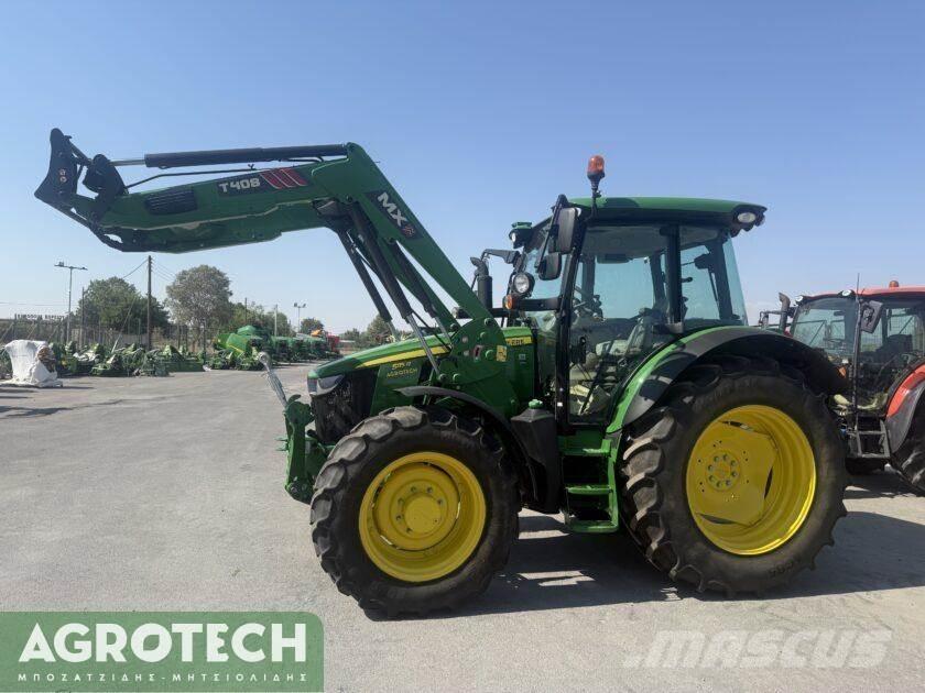 John Deere 5115R Tractoren
