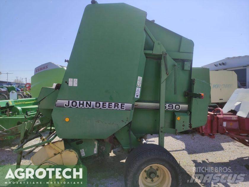 John Deere 590 Ronde-balenpersen