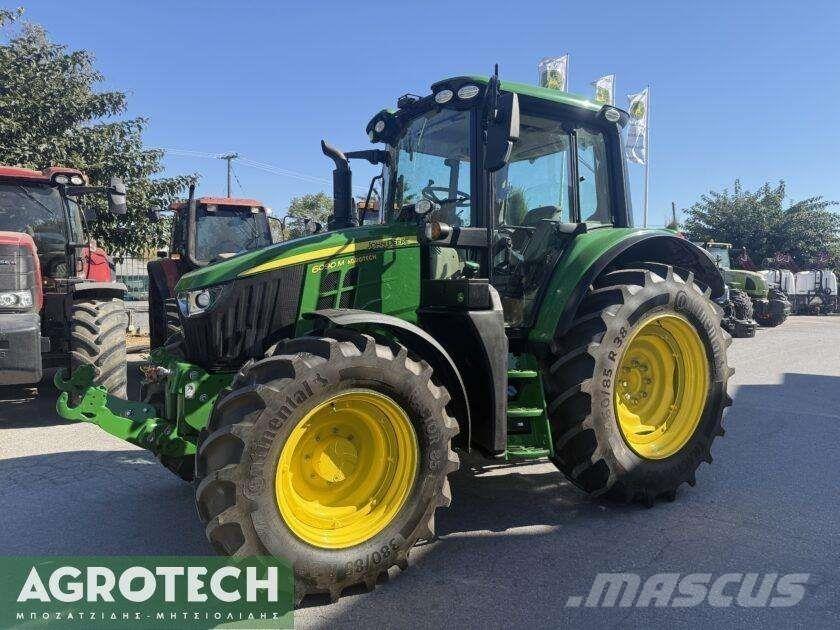 John Deere 6090M Tractoren