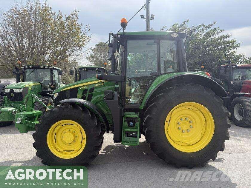 John Deere 6120M Tractoren