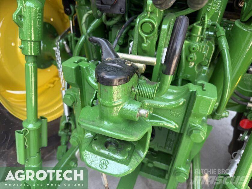 John Deere 6125R Tractoren