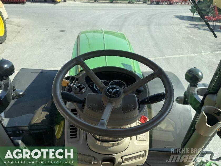 John Deere 6210R Tractoren