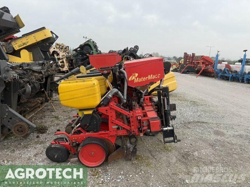 MaterMacc MS 8200 Tractoren