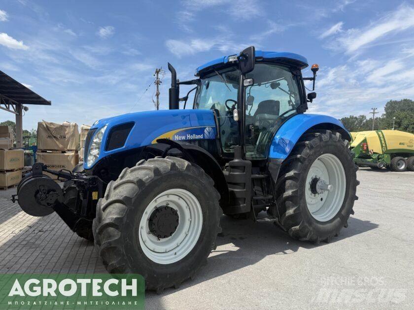 New Holland T7030 Tractoren