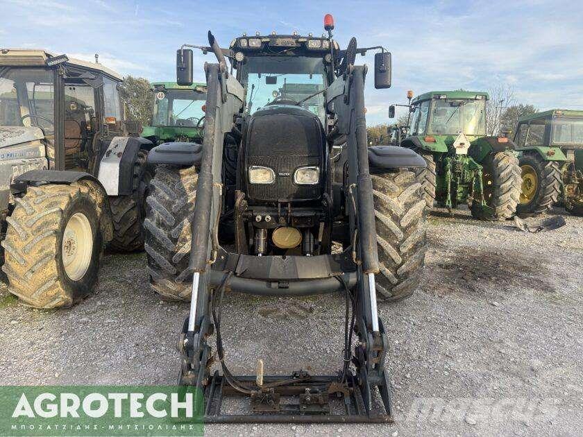 Valtra T 190 Tractoren