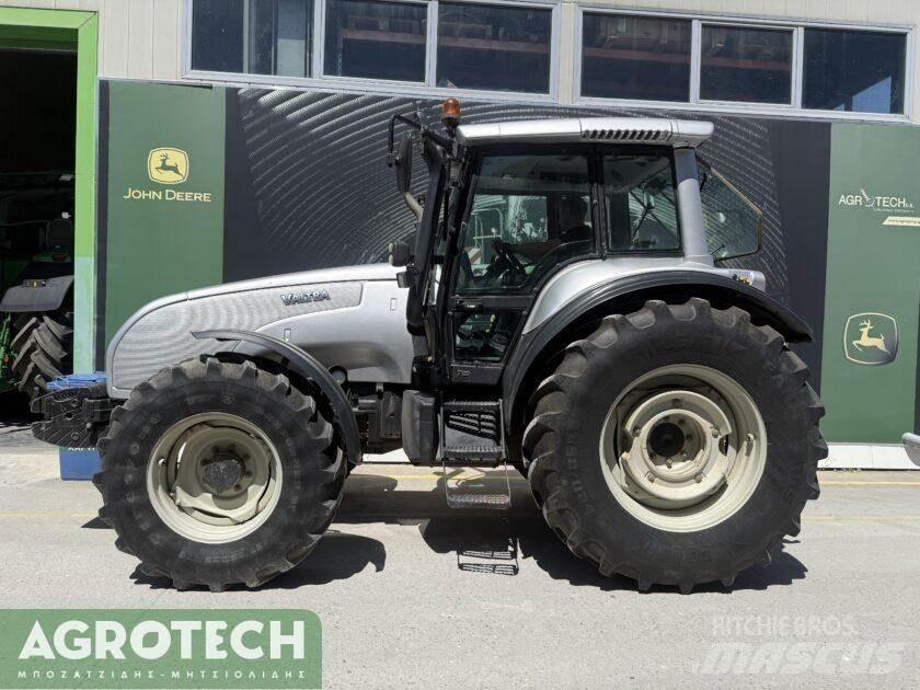 Valtra T120-4 Tractoren