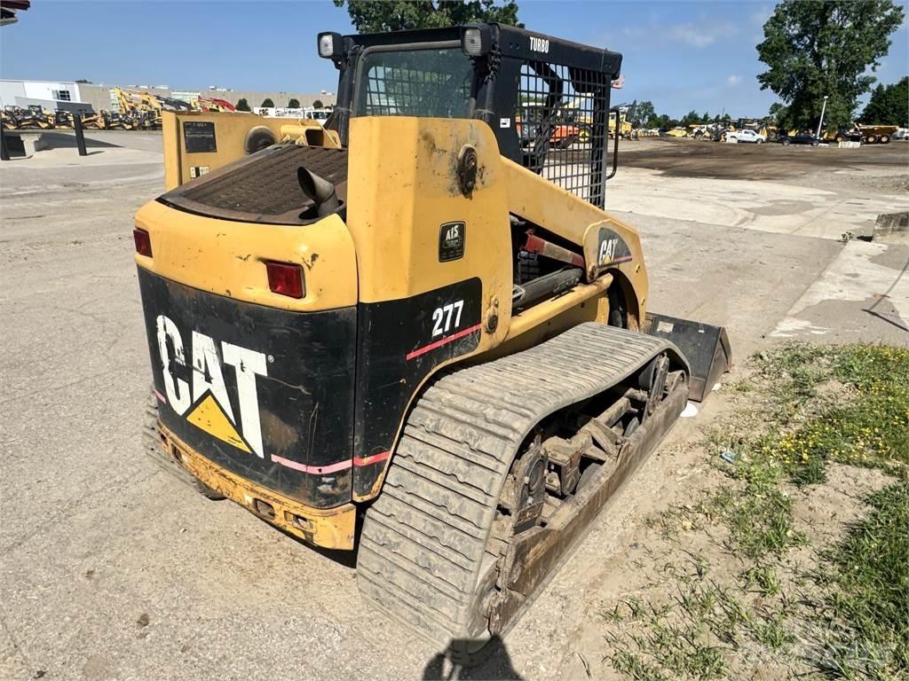 CAT 277 Schrankladers