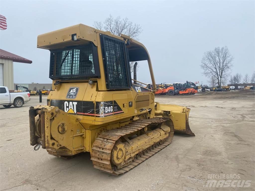 CAT D4G Rupsdozers