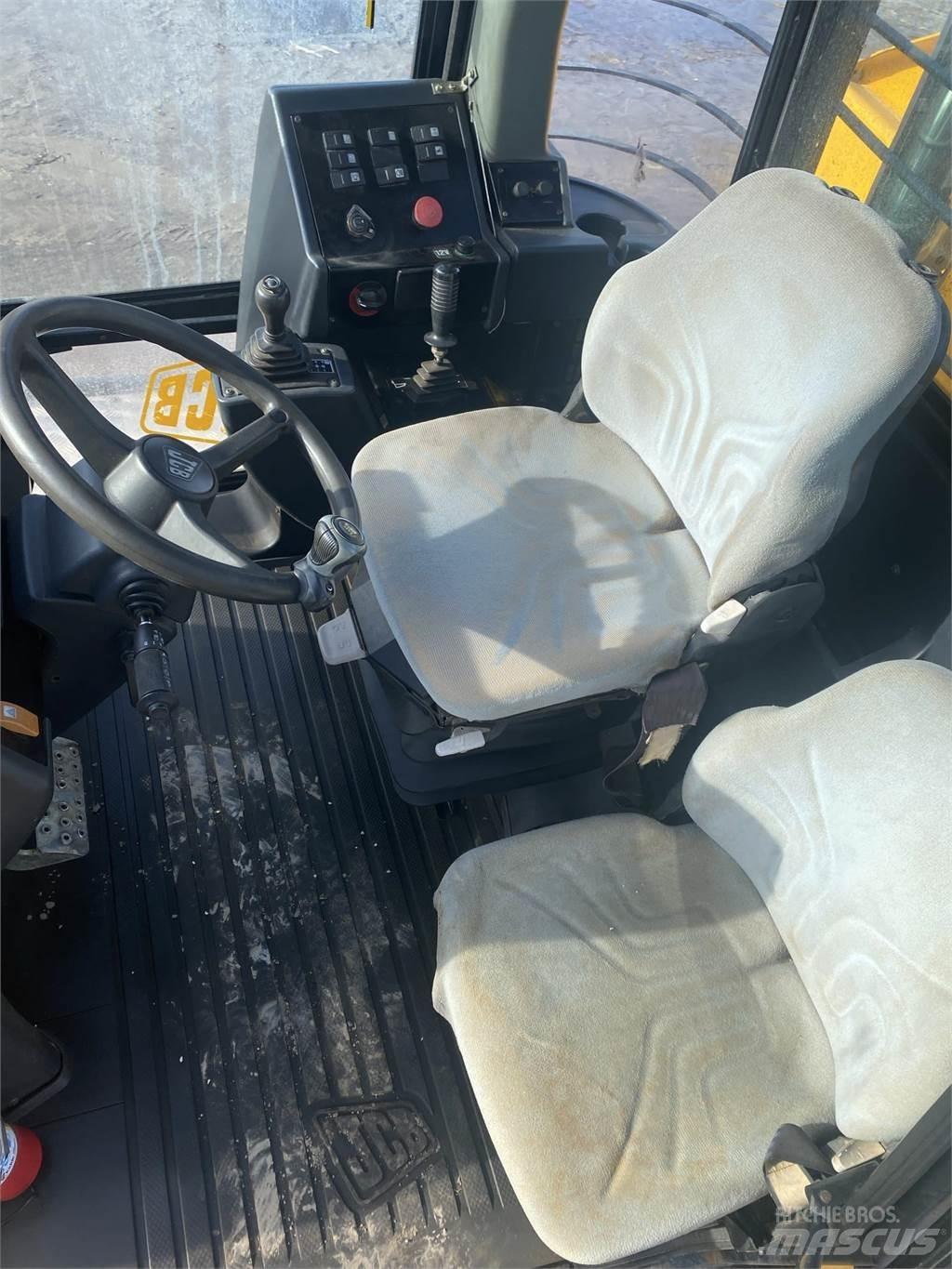 JCB 714 Knik dumptrucks
