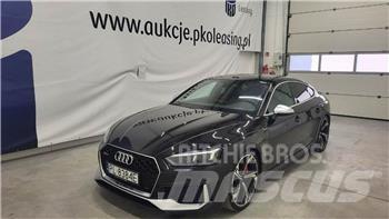 Audi RS5 Auto's