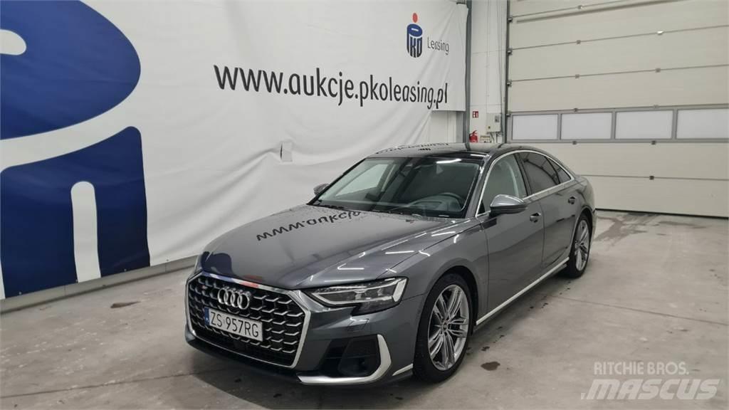 Audi S8 Auto's
