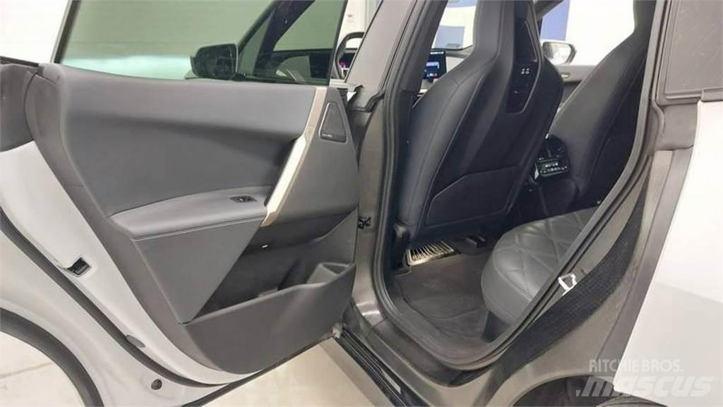 BMW iX Auto's