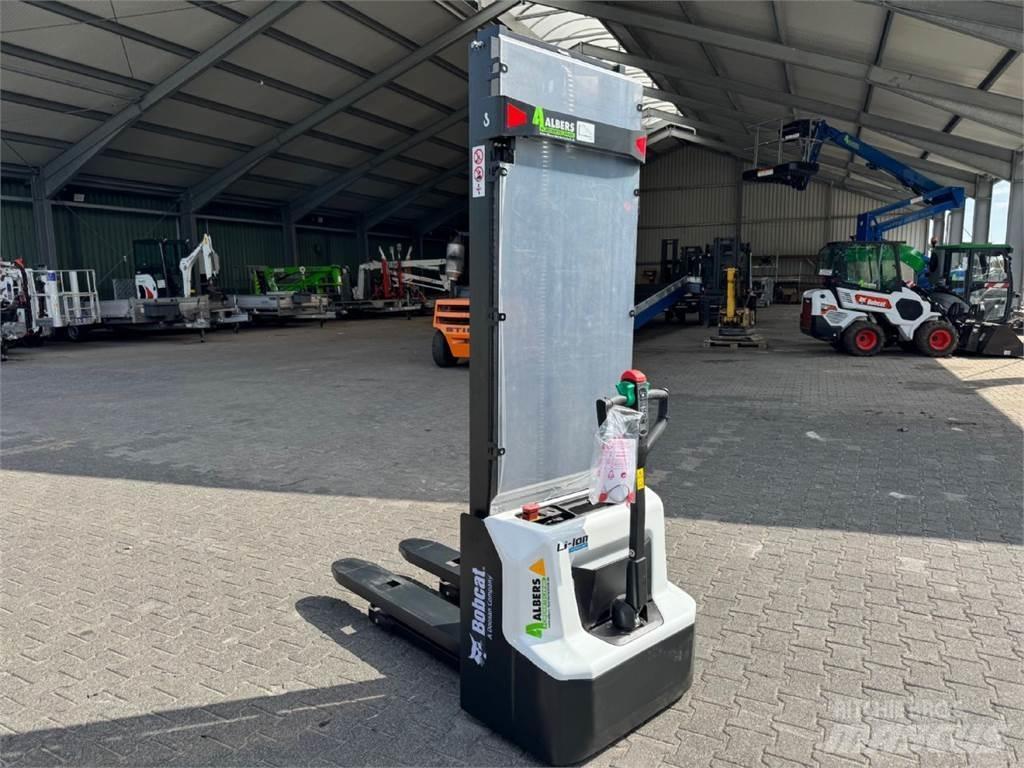Bobcat LSM 12 N -7 Meeloop stapelaar