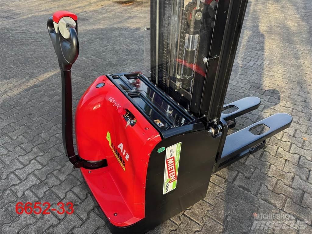 Hangcha CDD 12 - AC1 Meeloop stapelaar