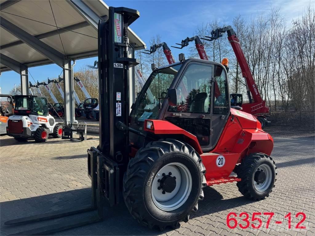 Manitou M 30 - 4 Vorkheftruck voor zwaar terrein