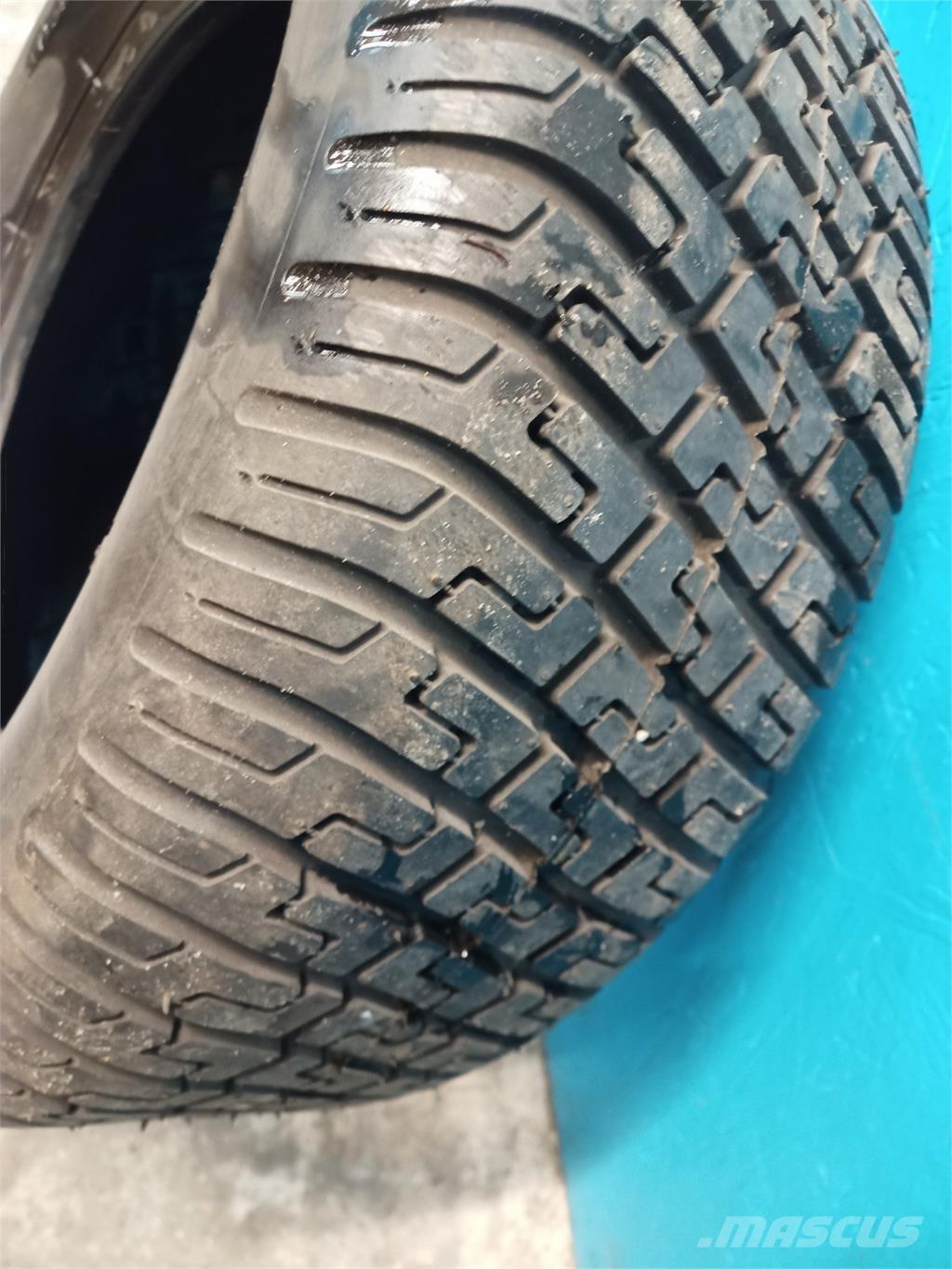  12 23X8.50-12 Banden, wielen en velgen