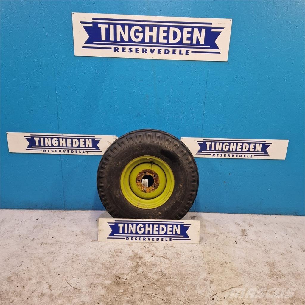  15 15.5/80-15 Banden, wielen en velgen