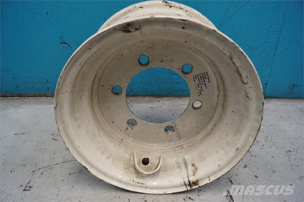  15.3 9.00X15.3 Banden, wielen en velgen