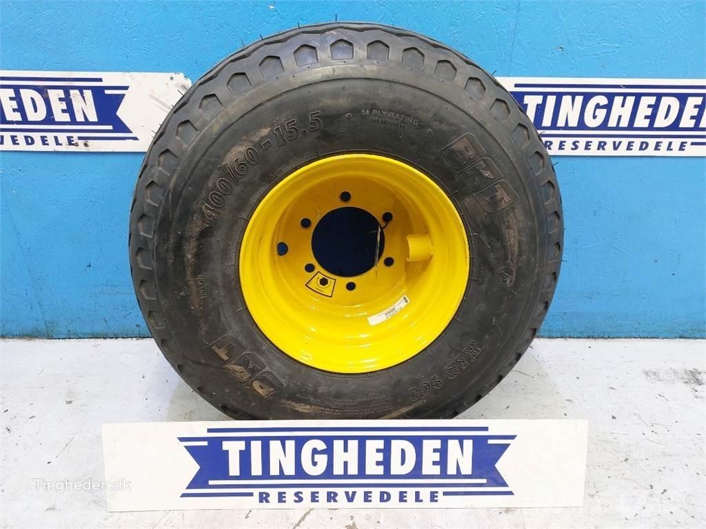  15.5 400/60-15.5 Banden, wielen en velgen