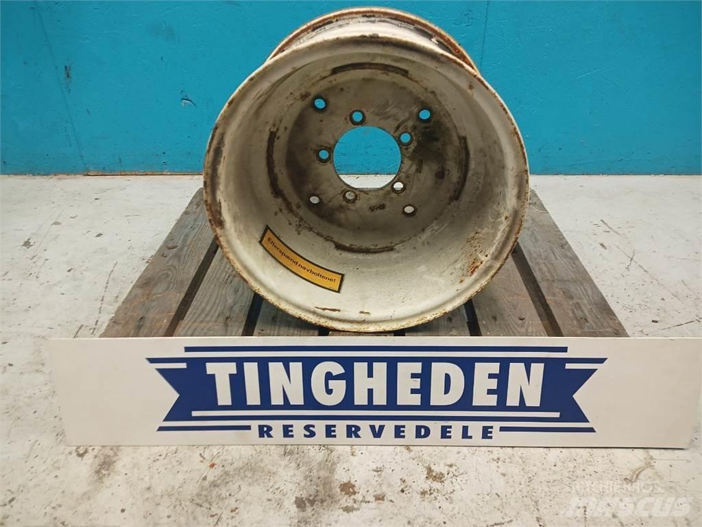  15 9X15 Banden, wielen en velgen