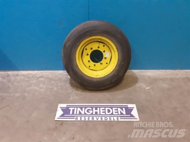  16 7.50-16 Banden, wielen en velgen