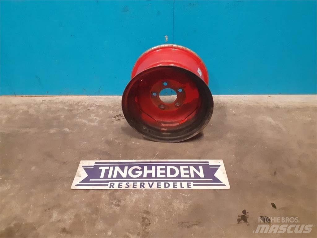  18 11X18 Banden, wielen en velgen