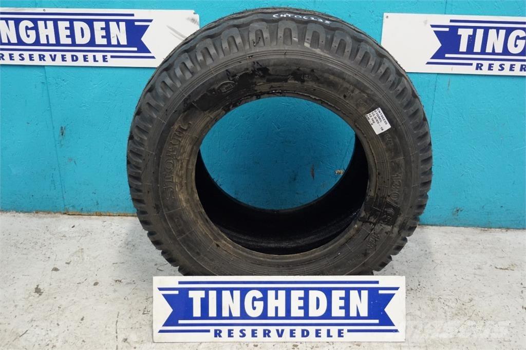  18 13.0/65-18 Banden, wielen en velgen