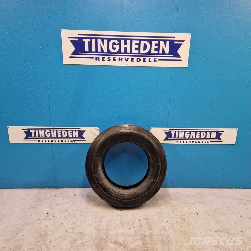  18 750-18 Banden, wielen en velgen