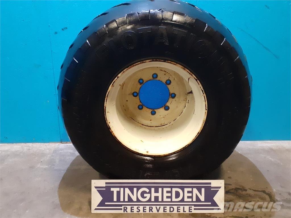  22.5 700/45-22,5 Banden, wielen en velgen