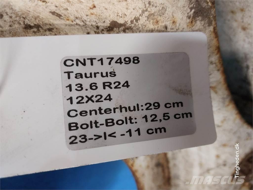  24 13.6R24 Banden, wielen en velgen