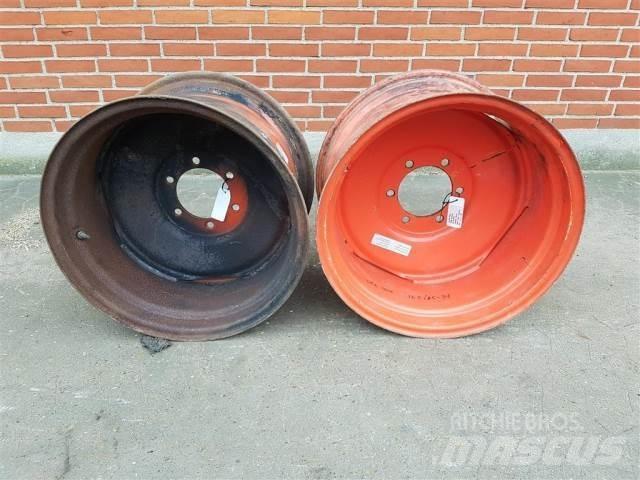  24 W15LX24 Banden, wielen en velgen