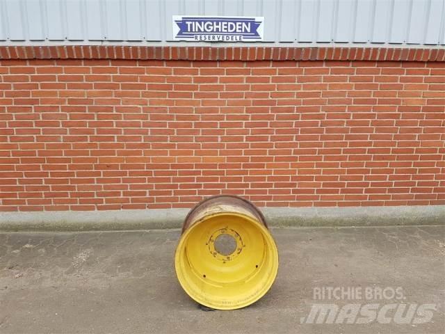  24 W15X24 Banden, wielen en velgen