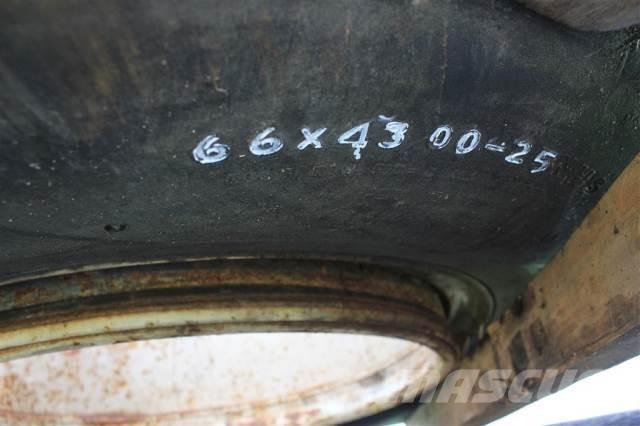  25 66X43.00-25 Banden, wielen en velgen