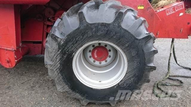  26 28L-26 Banden, wielen en velgen