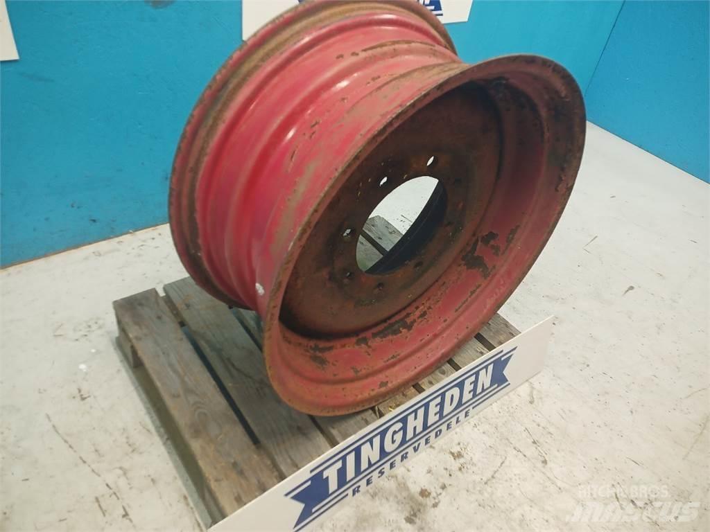  26 DW12X26 Banden, wielen en velgen