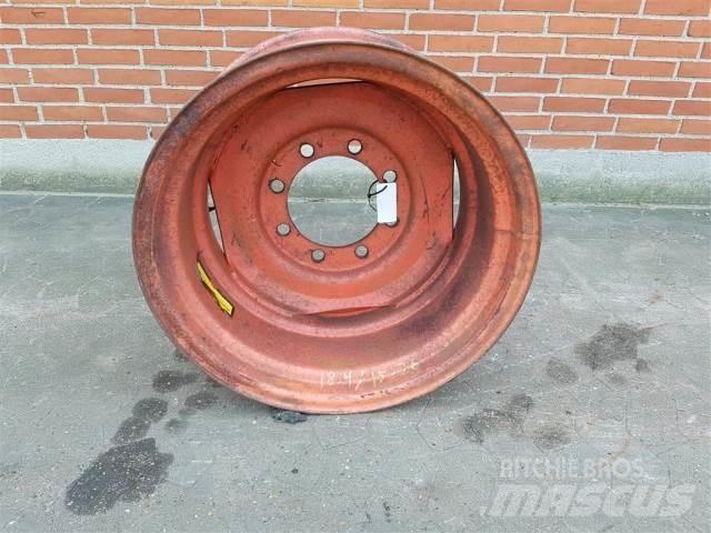  26 DW14X26 Banden, wielen en velgen