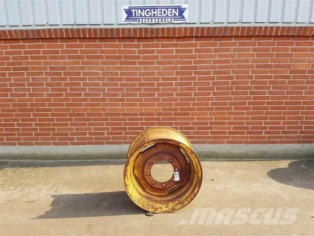  26 DW16X26 Banden, wielen en velgen