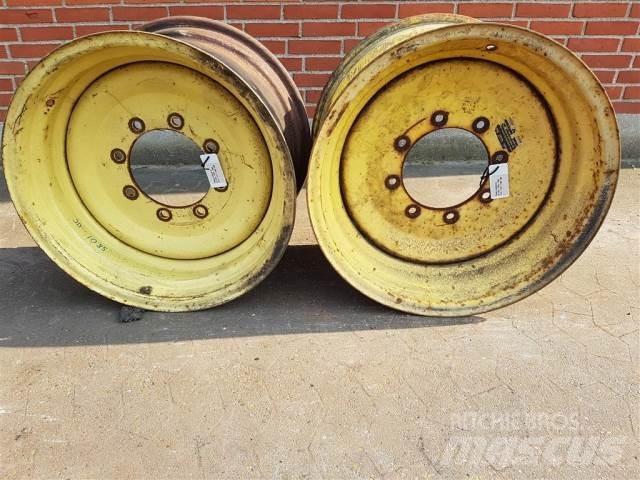  26 DW16X26 Banden, wielen en velgen