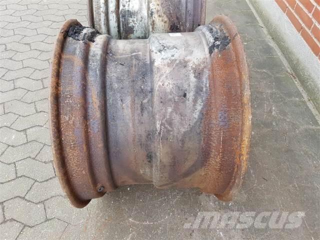  26 DW20AX26 Banden, wielen en velgen