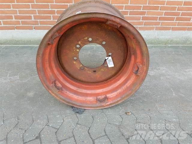  26 DW20X26 Banden, wielen en velgen