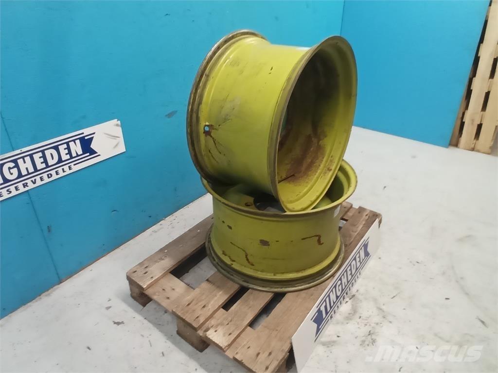  26 W15LX26 Banden, wielen en velgen