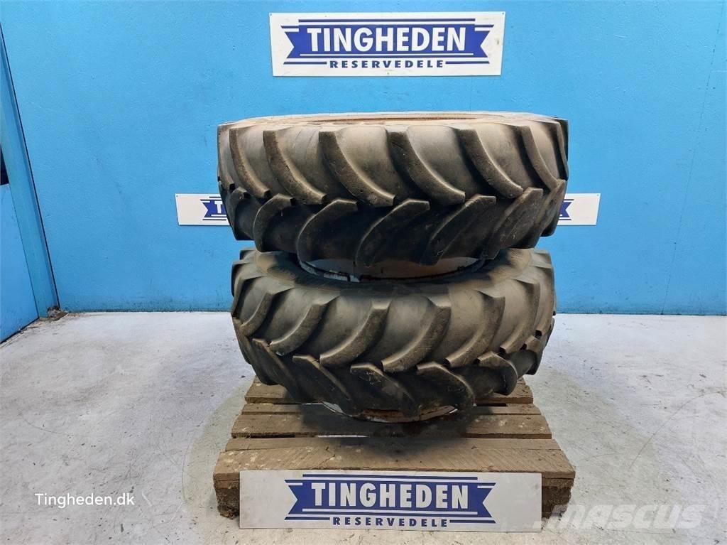  28 380/70R28 Banden, wielen en velgen