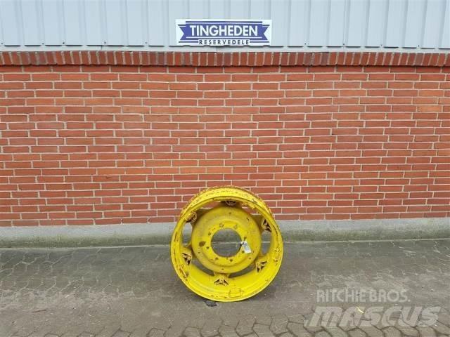  28 W10X28 Banden, wielen en velgen