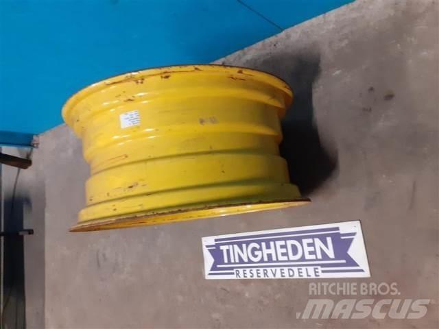  30'' 14X30 Banden, wielen en velgen