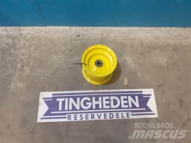  8 6x8 Banden, wielen en velgen