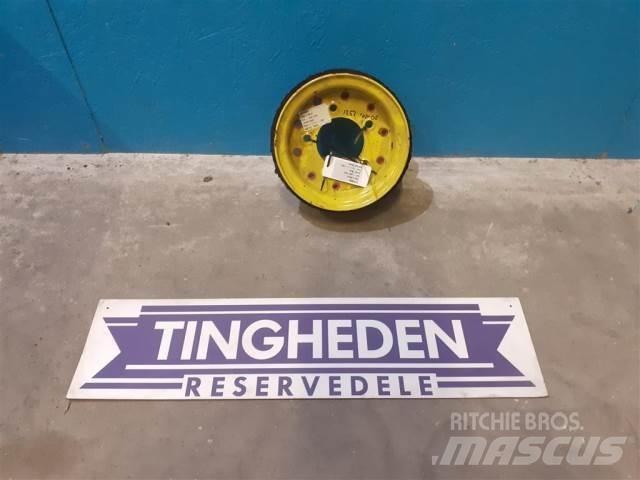  9'' 4.00Ex9 Banden, wielen en velgen