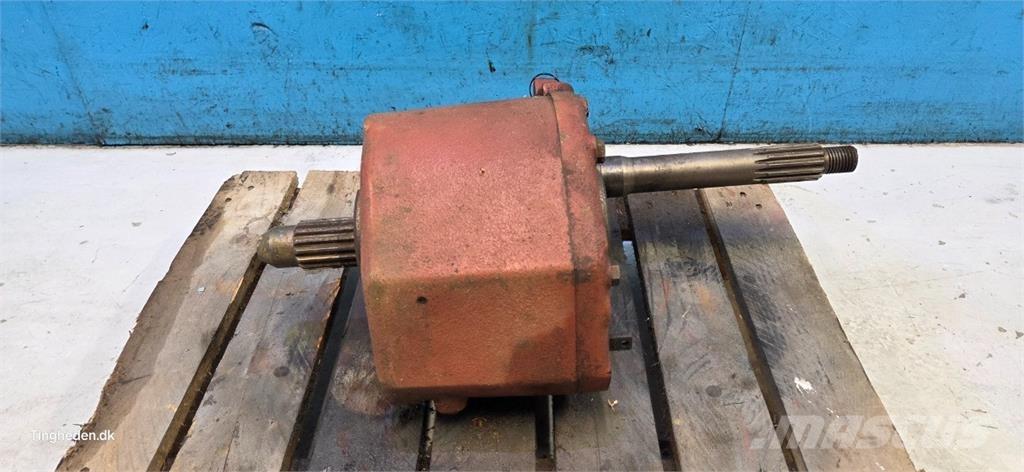 CASE 1620 Transmissie